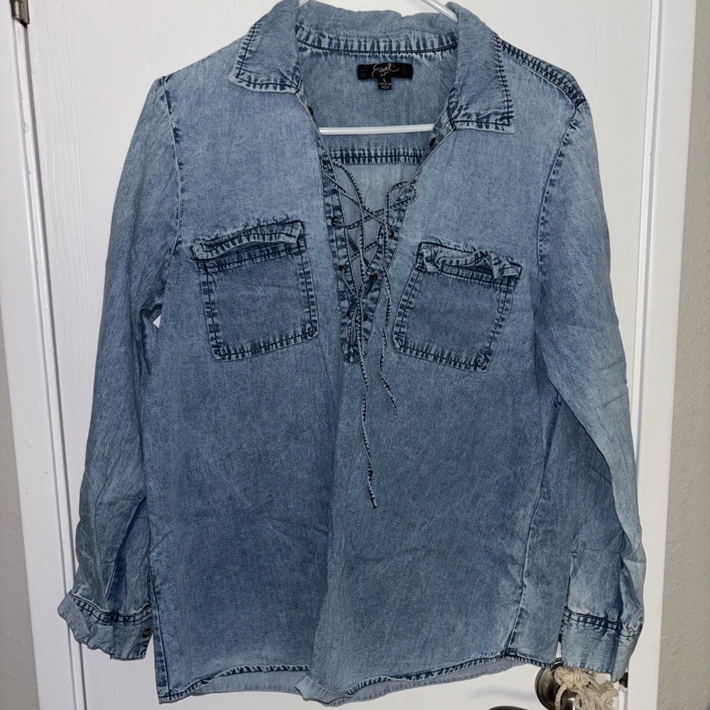 Earl Jeans Light Blue Denim Top